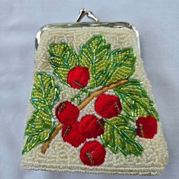 Vintage look cherry beaded coin purse - Picture 1 of 6
